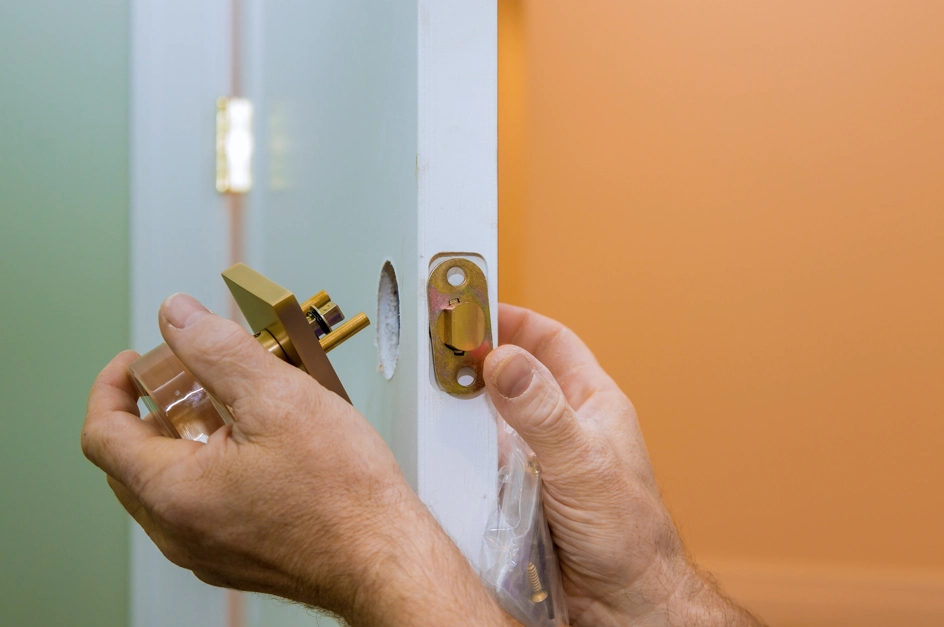 Top Signs Your Home Locks Need Immediate Replacement